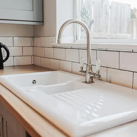 The Broadway ريدكار